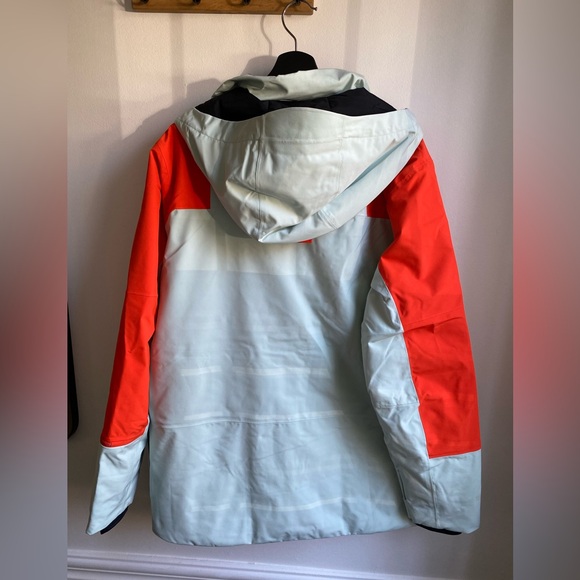 NWT SPYDER Men's Field Insulated Ski Jacket, size M - Picture 4 of 5